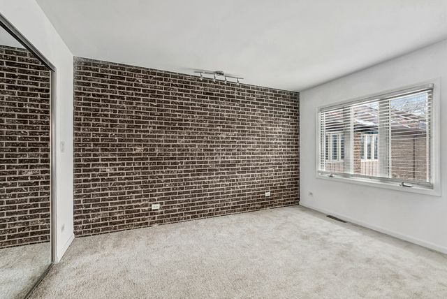 12822 Carriage Lane, Crestwood, IL 60418