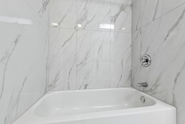 12822 Carriage Lane, Crestwood, IL 60418