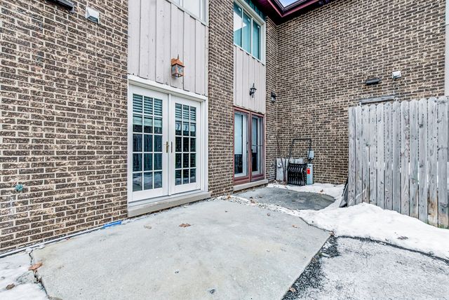 12822 Carriage Lane, Crestwood, IL 60418