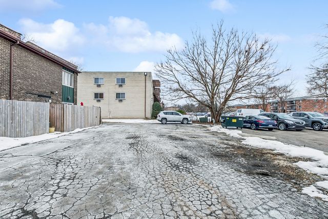 12822 Carriage Lane, Crestwood, IL 60418