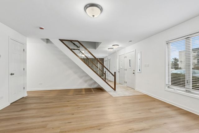 12822 Carriage Lane, Crestwood, IL 60418