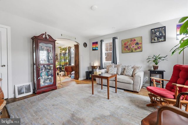 1124 FANSHAWE ST, Philadelphia, PA 19111