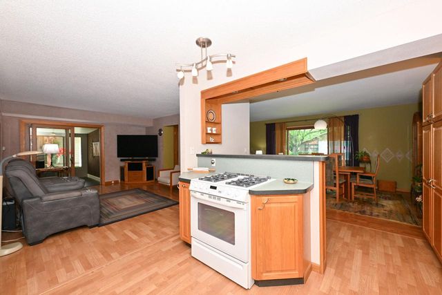 W133S6873 Bristlecone COURT, Muskego, WI 53150