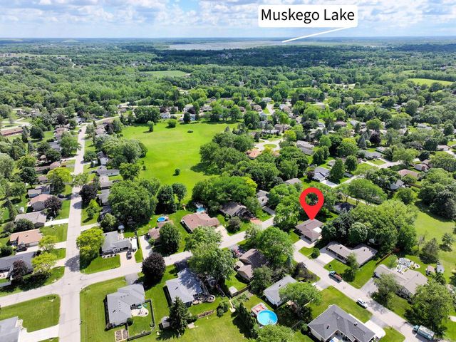 W133S6873 Bristlecone COURT, Muskego, WI 53150
