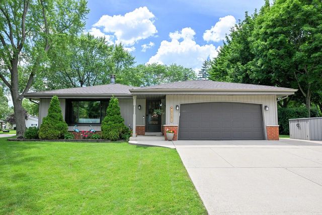 W133S6873 Bristlecone COURT, Muskego, WI 53150