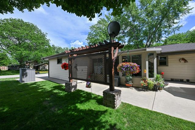 W133S6873 Bristlecone COURT, Muskego, WI 53150