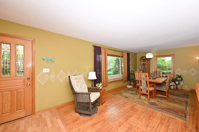 W133S6873 Bristlecone COURT, Muskego, WI 53150
