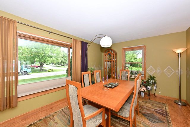 W133S6873 Bristlecone COURT, Muskego, WI 53150