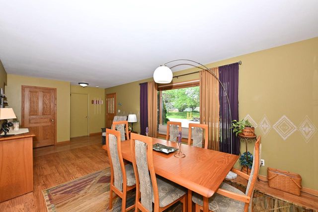 W133S6873 Bristlecone COURT, Muskego, WI 53150