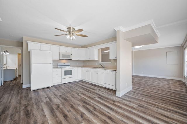 8733 River Stone Lane, Harrison, TN 37341