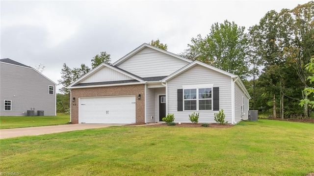 2670 Luxborough Lane, Mebane, NC 27302