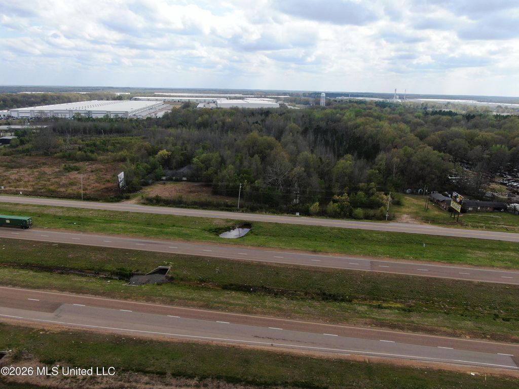 7873 U.S. 72, Byhalia, MS 38611 — photo 2