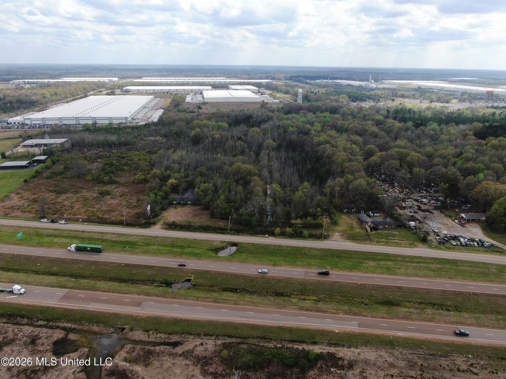 7873 U.S. 72, Byhalia, MS 38611 — photo 3