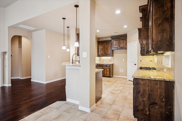 2348 Fountain Gate Drive, Little Elm, TX 75068