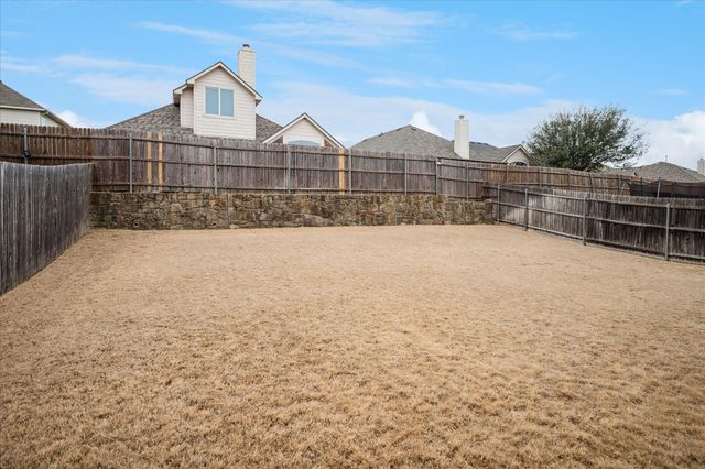 2348 Fountain Gate Drive, Little Elm, TX 75068