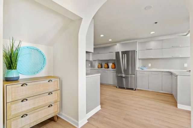 550 Seagaze Drive 29, Oceanside, CA 92054