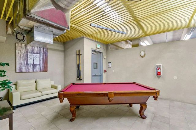 550 Seagaze Drive 29, Oceanside, CA 92054