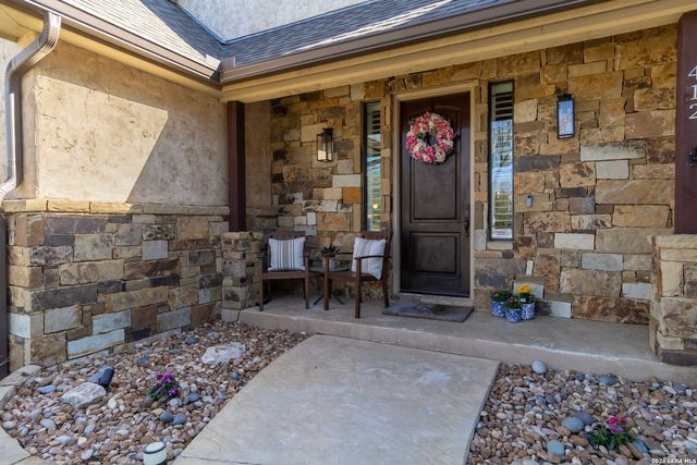 412 Elmwood, New Braunfels, TX 78130