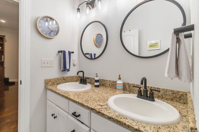 412 Elmwood, New Braunfels, TX 78130