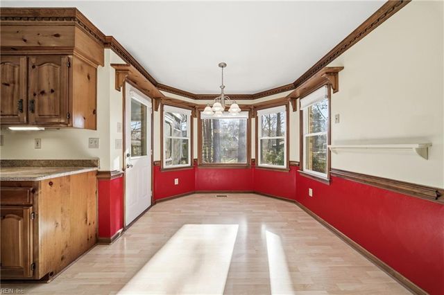 960 Forest Lakes DR, Chesapeake, VA 23322