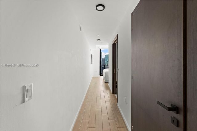 398 NE 5th St 3515, Miami, FL 33132