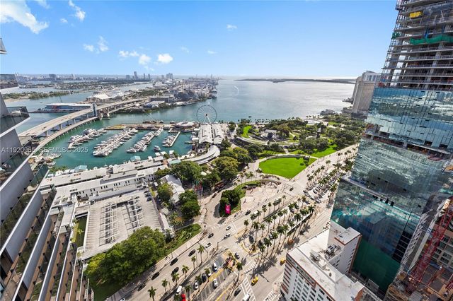 398 NE 5th St 3515, Miami, FL 33132