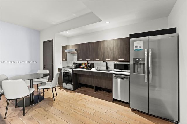 398 NE 5th St 3515, Miami, FL 33132