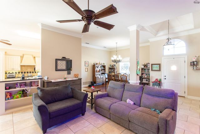 1717 SHOAL CREEK DRIVE, Wichita Falls, TX 76310