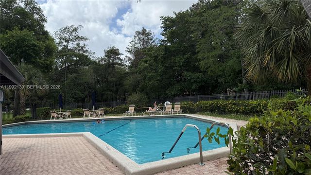 4073 NW 22nd Street 226D, Coconut Creek, FL 33066