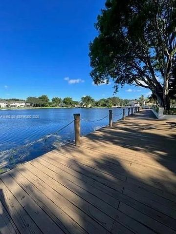 4073 NW 22nd Street 226D, Coconut Creek, FL 33066