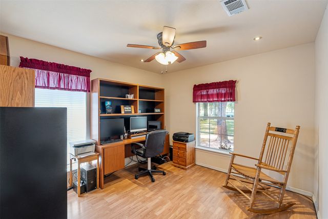 17325 County Road 4067, Kemp, TX 75143