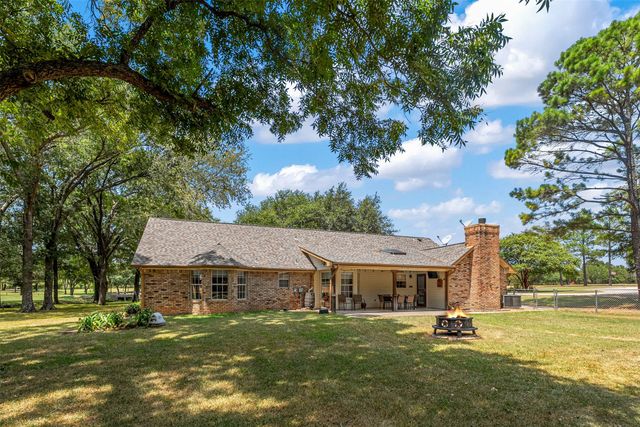 17325 County Road 4067, Kemp, TX 75143