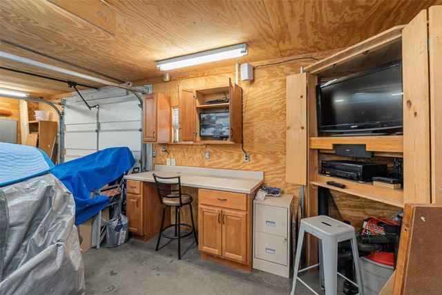 17325 County Road 4067, Kemp, TX 75143