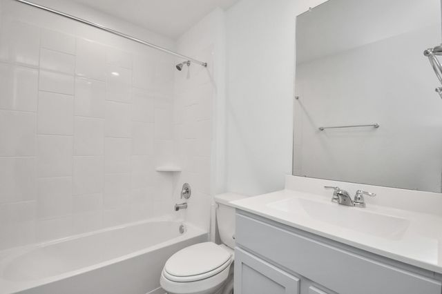 8519 Swenson Lane Lane, Rosharon, TX 77583