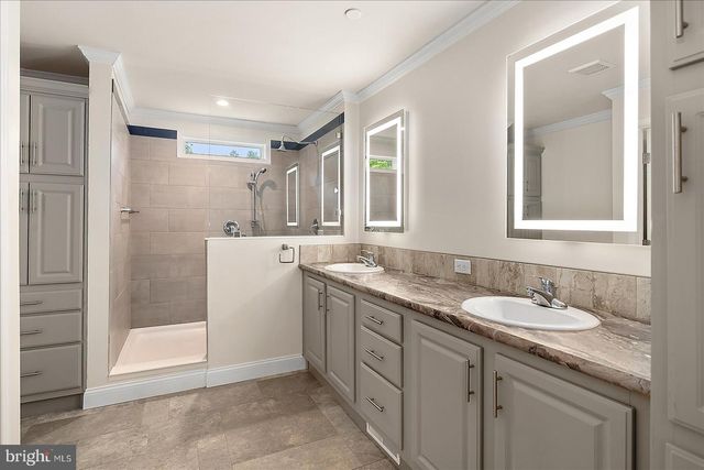 8225 WHITESVILLE RD, Pittsville, MD 21850