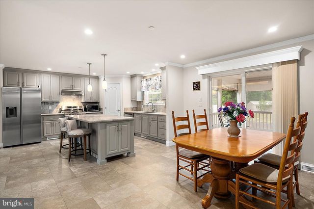 8225 WHITESVILLE RD, Pittsville, MD 21850