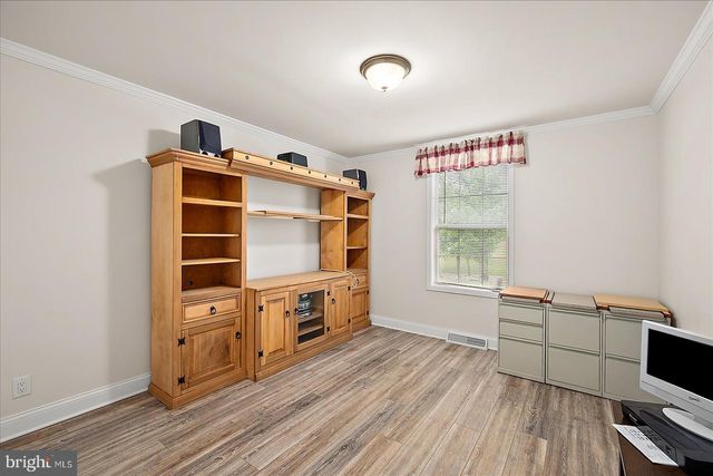 8225 WHITESVILLE RD, Pittsville, MD 21850