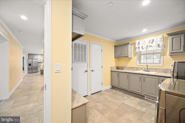 8225 WHITESVILLE RD, Pittsville, MD 21850