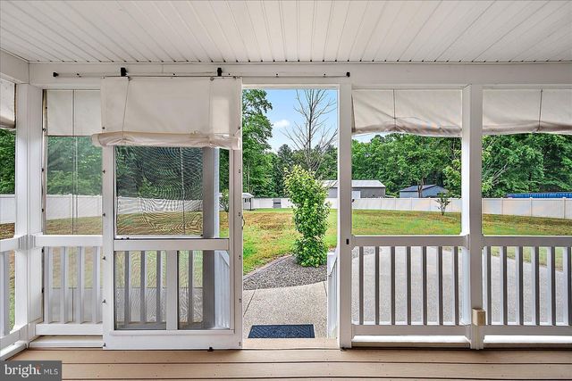 8225 WHITESVILLE RD, Pittsville, MD 21850