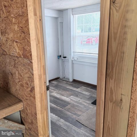 8225 WHITESVILLE RD, Pittsville, MD 21850