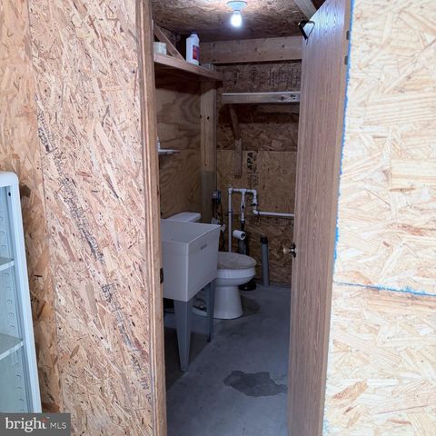 8225 WHITESVILLE RD, Pittsville, MD 21850
