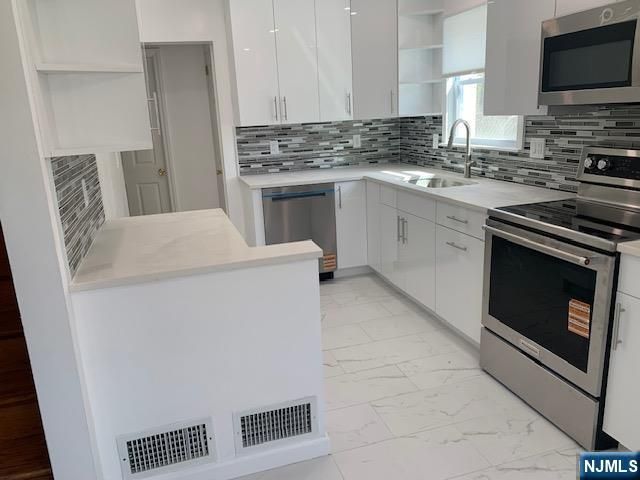 279 Slocum, Fort Lee, NJ 07024