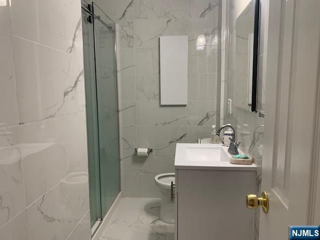 279 Slocum, Fort Lee, NJ 07024