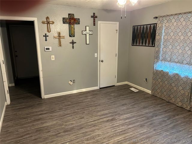 3205 S Bermuda Avenue, Sand Springs, OK 74063
