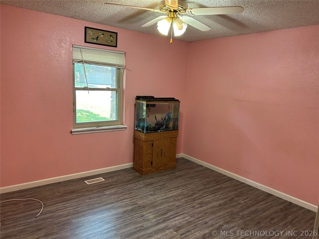 3205 S Bermuda Avenue, Sand Springs, OK 74063