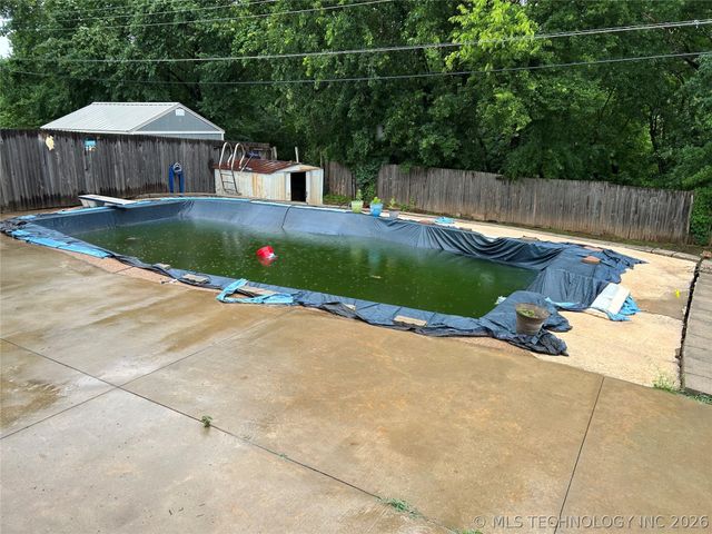 3205 S Bermuda Avenue, Sand Springs, OK 74063