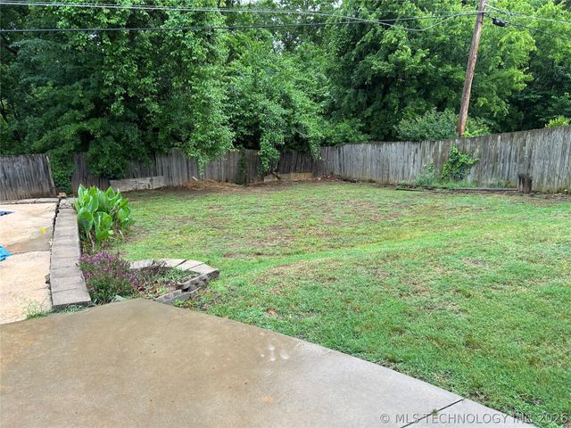 3205 S Bermuda Avenue, Sand Springs, OK 74063