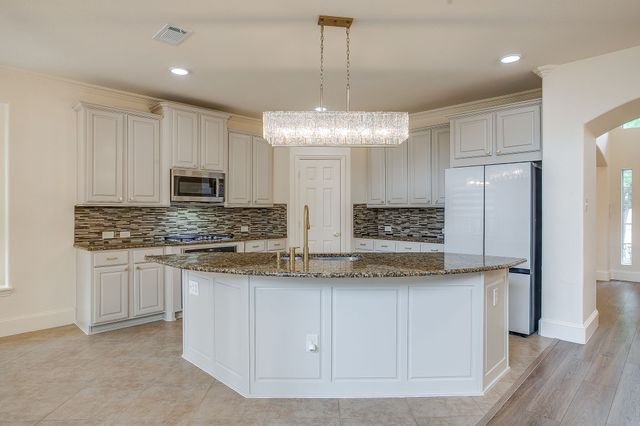 4965 Grinstein Drive, Fort Worth, TX 76244