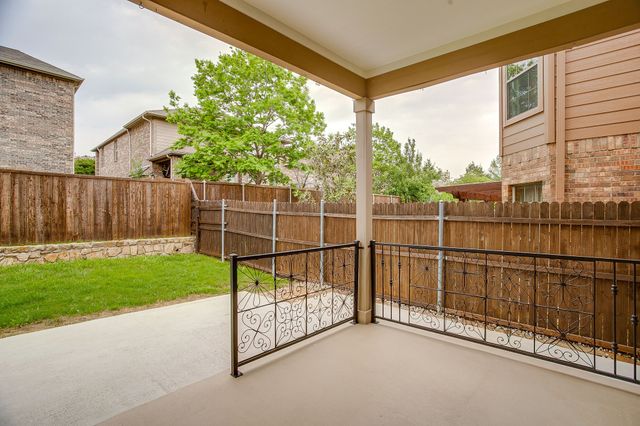 4965 Grinstein Drive, Fort Worth, TX 76244