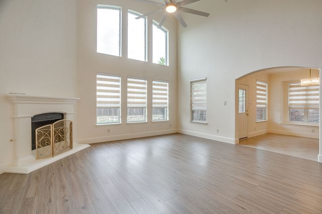 4965 Grinstein Drive, Fort Worth, TX 76244